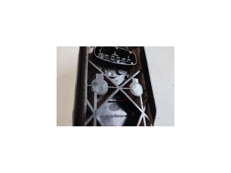 VW Transporter T3 - Suporte de lâmpadas farolim traseiro (HELLA)