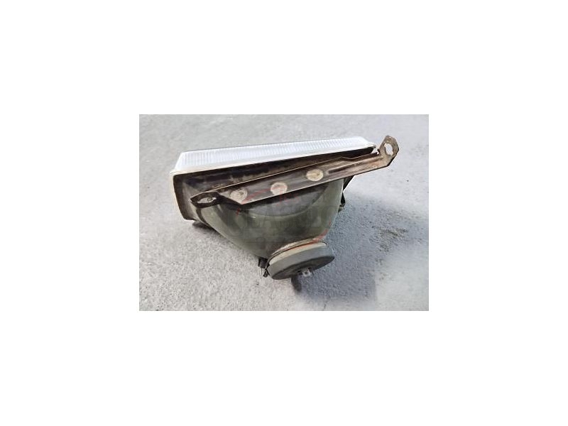 Ford Escort MKIII - Farol principal direito H4 (LUCAS)