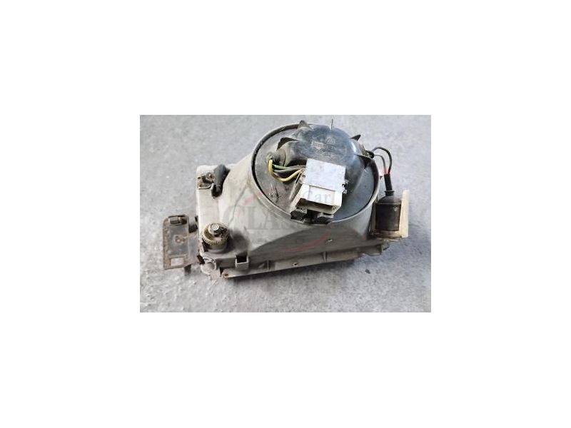 Alfa Romeo 33 I - Farol principal direito H4 (CARELLO)