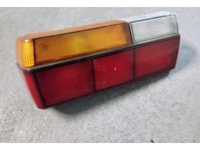 VW Jetta I - Farolim tras esquerdo (HELLA)