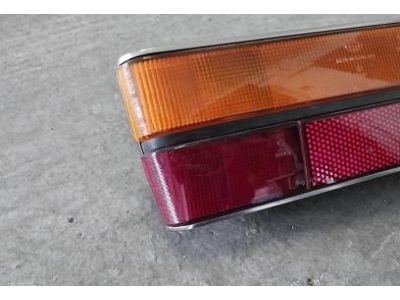 Audi 100 C2 - Farolim traseiro esquerdo (HELLA)