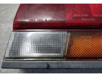 Nissan Sunny III N13 - Farolim traseiro direito (IKI)