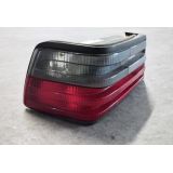 Mercedes-Benz W124 - Farolim traseiro esquerdo