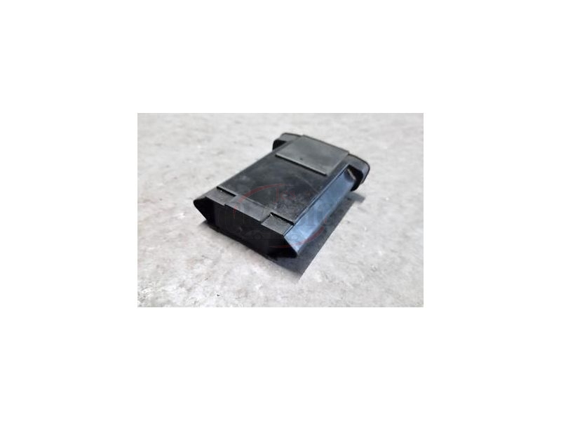 Mercedes-Benz Class C W202 / Mercedes-Benz Class E W210 - Protecção do limitador de porta frente