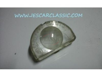 Peugeot 104 / Peugeot 504 Break - Vidro de farolim iluminação matricula (C.I.M)