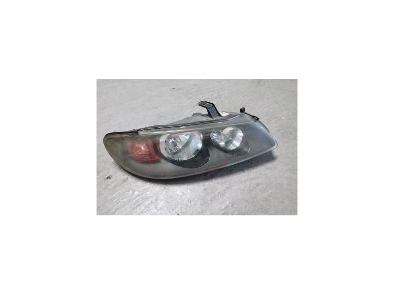 Nissan Almera II N16 - Farol principal direito (KOITO)