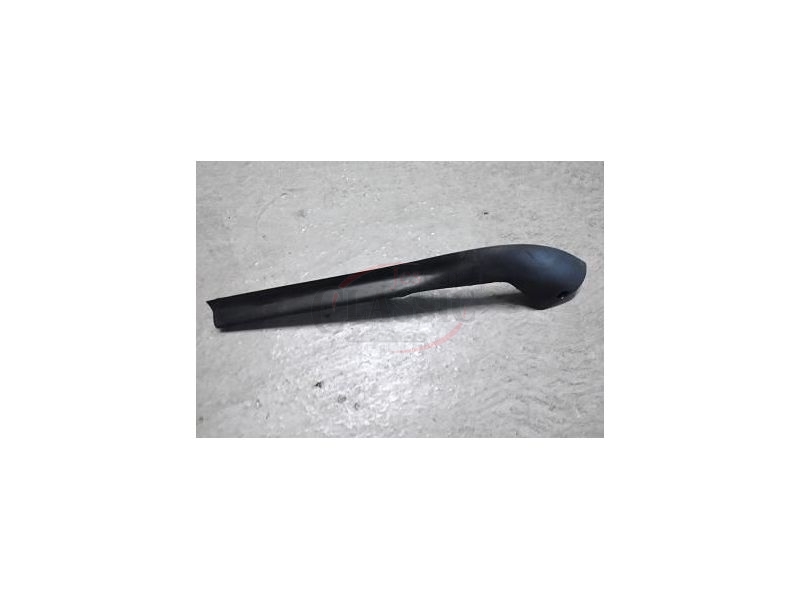 Opel Corsa B GSI - Spoiler/Lip do para-choques frente esquerdo