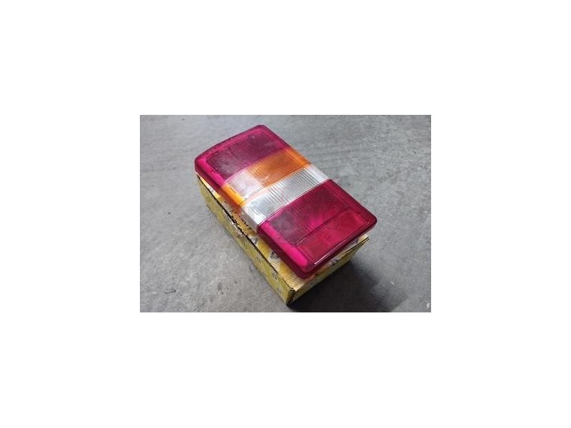 Renault Espace I / Renault Trafic I - Farolim tras esquerdo (SEIMA)