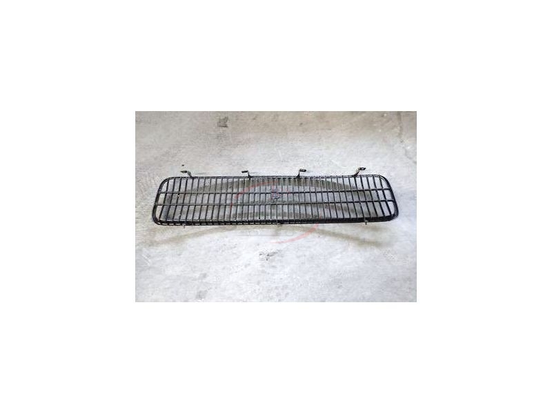 Peugeot 404 / Peugeot 404 Pick up - Grelha principal (Plástico)