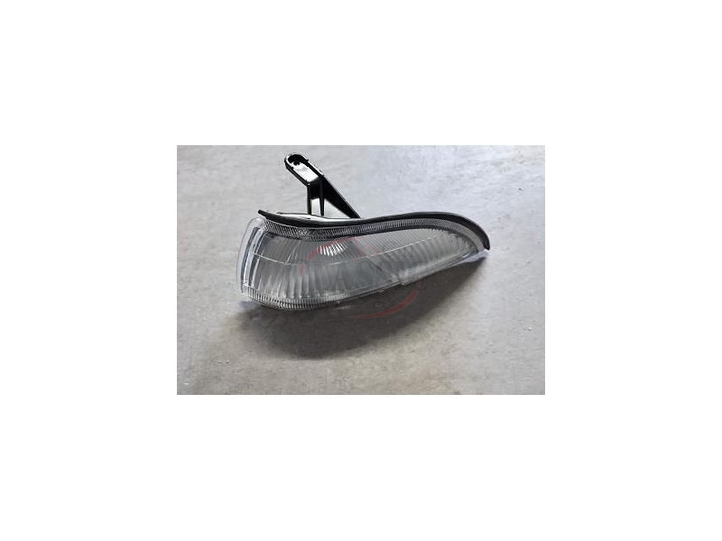 Toyota Corolla VI AE92 - Farolim frente esquerdo