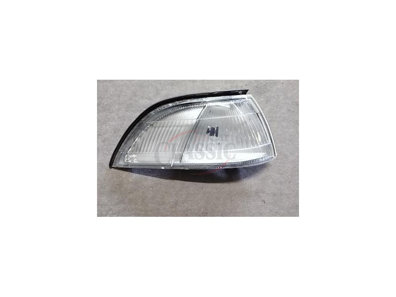 Toyota Corolla VI AE92 - Farolim frente direito