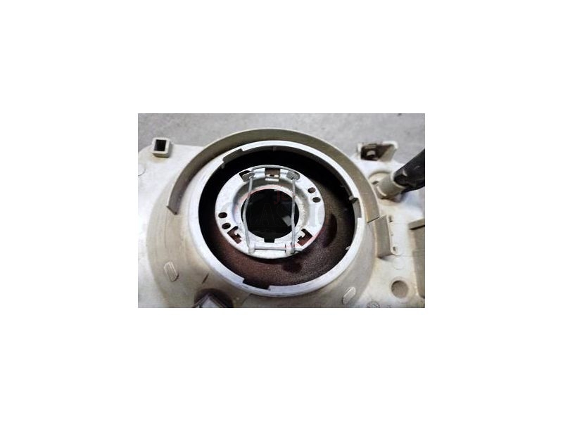 Renault 21 I / Renault Trafic I - Farol principal direito H4 (CIBIE)