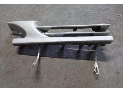 Mercedes-Benz Class C W202 - Grelha para-choques frente direita