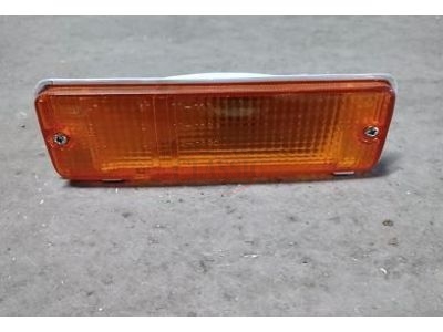 Toyota Hilux II LN56 - Farolim frente esquerdo