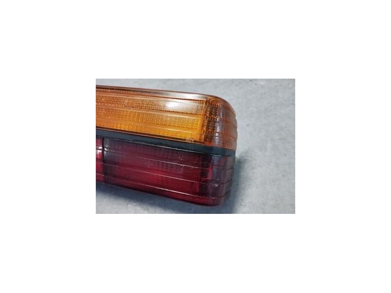 Audi 80 B2 - Farolim traseiro direito (SEIMA)