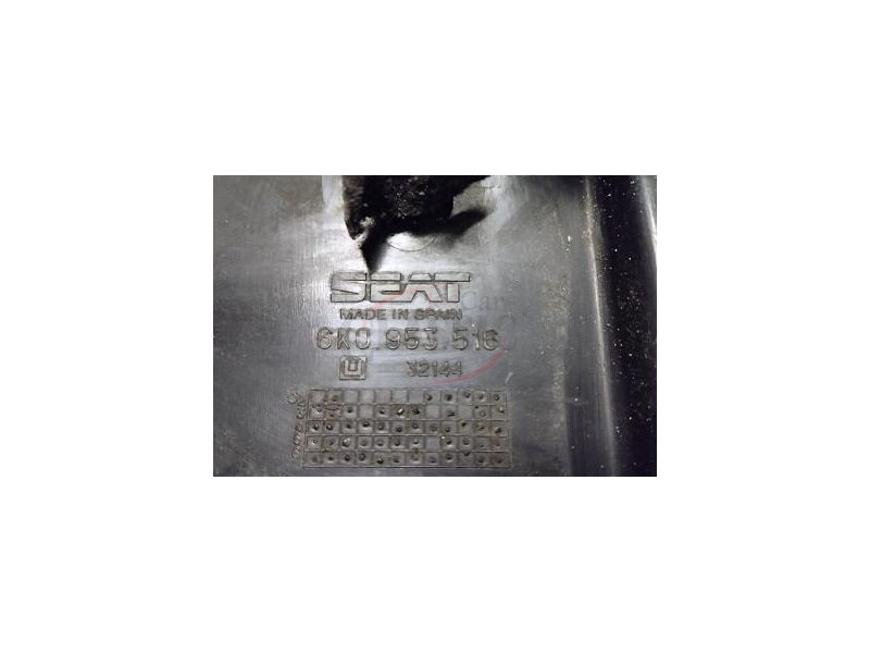 Seat Cordoba / Seat Ibiza II 6K1 - Resguardo de coluna direcção (inferior)