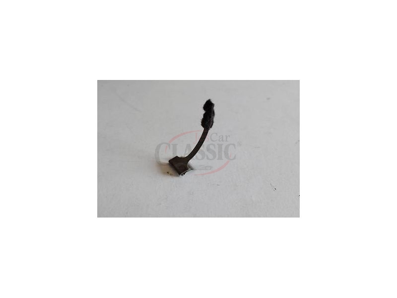 VW Caddy II / VW Polo III - Mola para tampa de acabamento do resguardo de coluna direcção (superior)