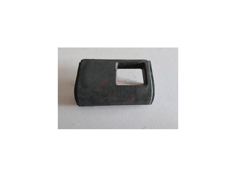 Opel Corsa A - Tampa de acabamento do tablier para interruptores