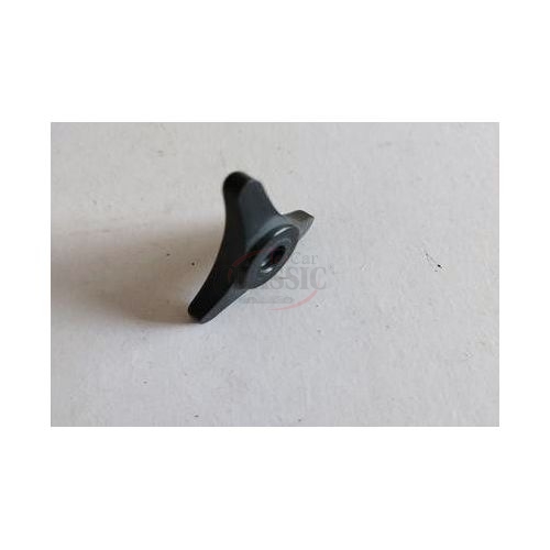 Peugeot 306 - Porca de fixação