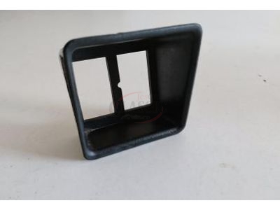 Renault 19 - Caixa de fixação para interruptores de tablier