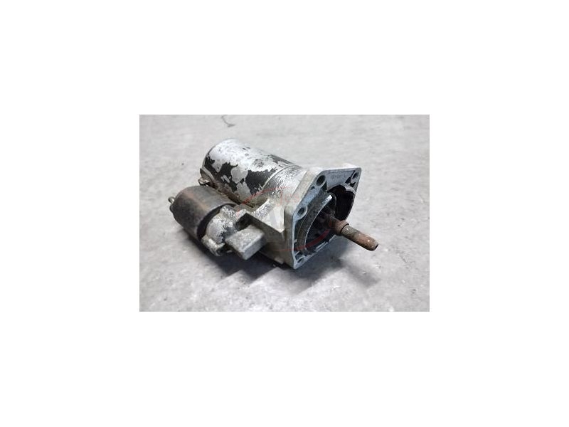 VW Golf III / VW Polo III 6N - Motor de arranque (BOSCH 001112027)