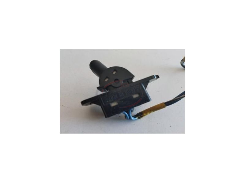 Mitsubishi Space Star - Interruptor de bloqueio (fecho central)