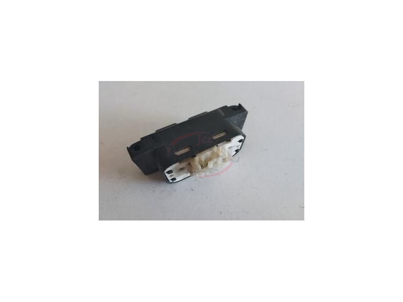 Renault 4 - Emblema traseiro (RENAULT 4 GTL)