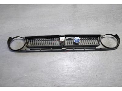 Toyota Corolla III KE30 - Grelha principal