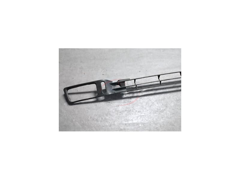 Seat Ibiza II 6K1 - Grelha inferior