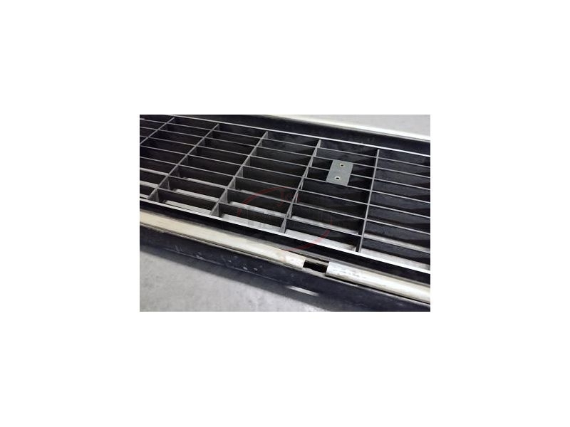 Renault 4 - Grelha principal (PRETA / CINZA)