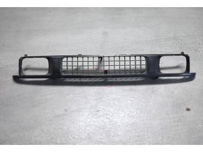Isuzu Brava - Grelha principal