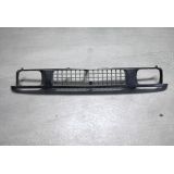 Isuzu Brava - Grelha principal