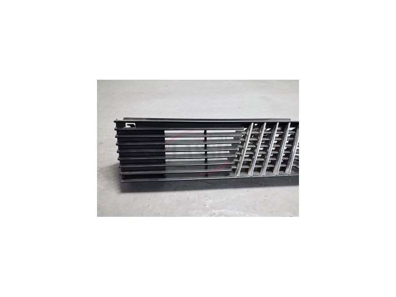 Fiat Uno I - Grelha principal