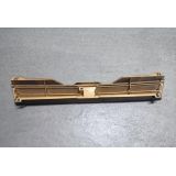 Nissan Sunny N13 - Grelha principal