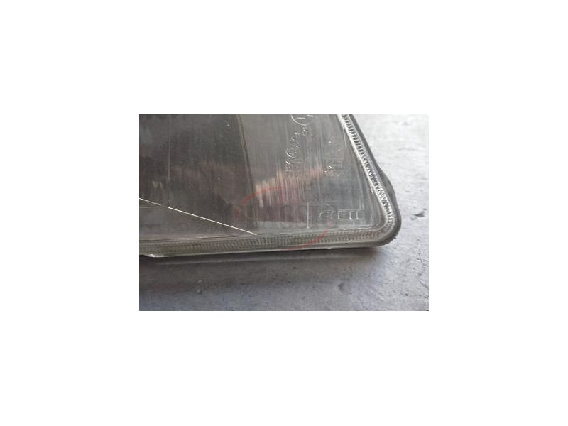 Citroen AX - Farol principal direito CE (CIBIE)