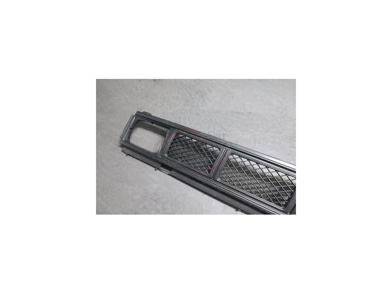 Nissan D21 Pick-up - Grelha principal