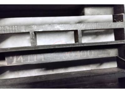 Nissan 720 Pick-up - Grelha principal