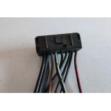 Mercedes-Benz W124 - Ficha de ligação para interruptor emergência