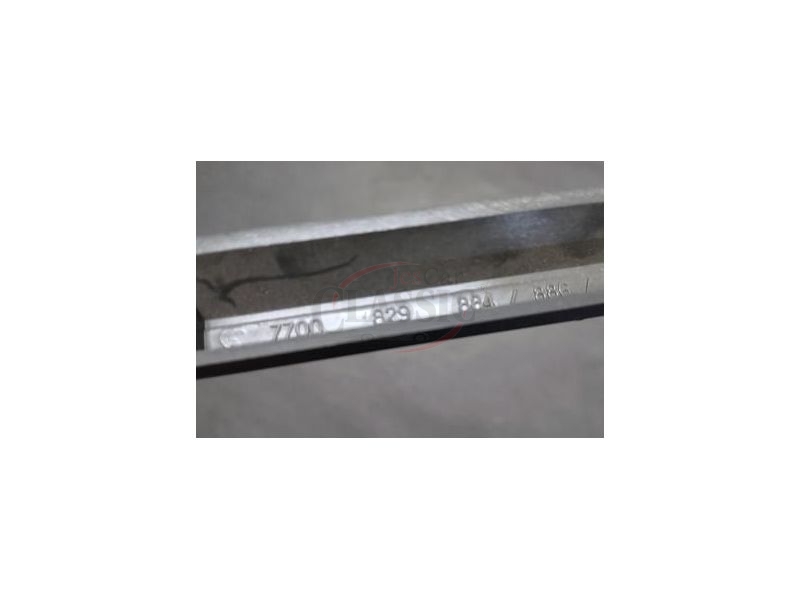 Renault Clio I - Moldura do tablier / consola central