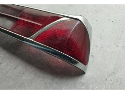 Mercedes-Benz W111 - Vidro farolim tras direito
