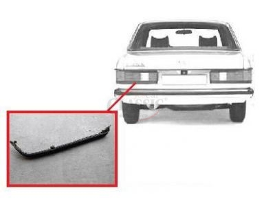 Mercedes-Benz W123 - Friso embelezador tras esquerdo (PRETO)