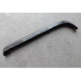 Mercedes-Benz W123 - Friso embelezador tras direito (PRETO)