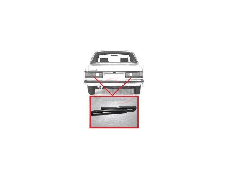 Mercedes-Benz W123 - Jogo de 2 frisos embelezadores tras (PRETO)