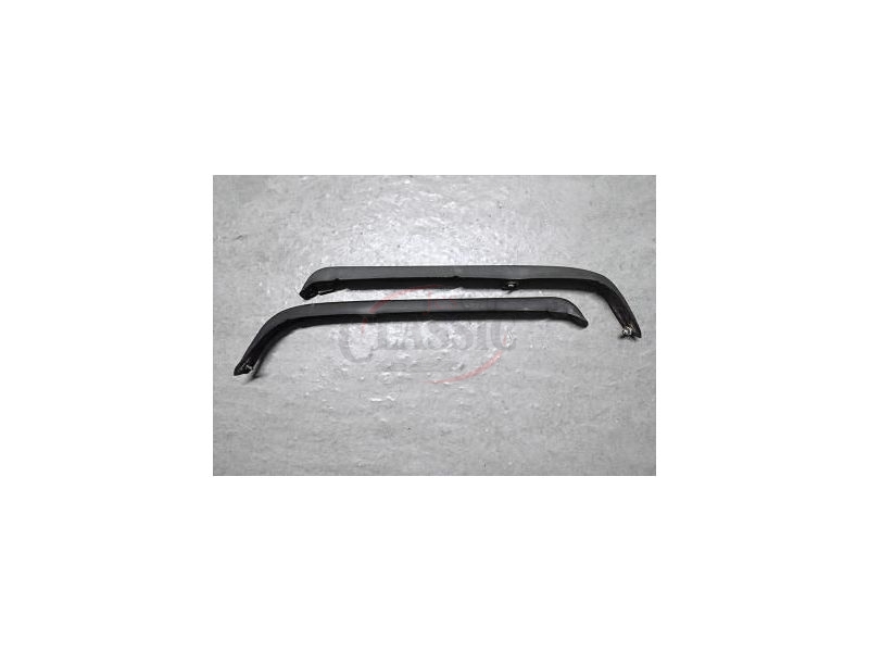 Mercedes-Benz W123 - Jogo de 2 frisos embelezadores tras (PRETO)