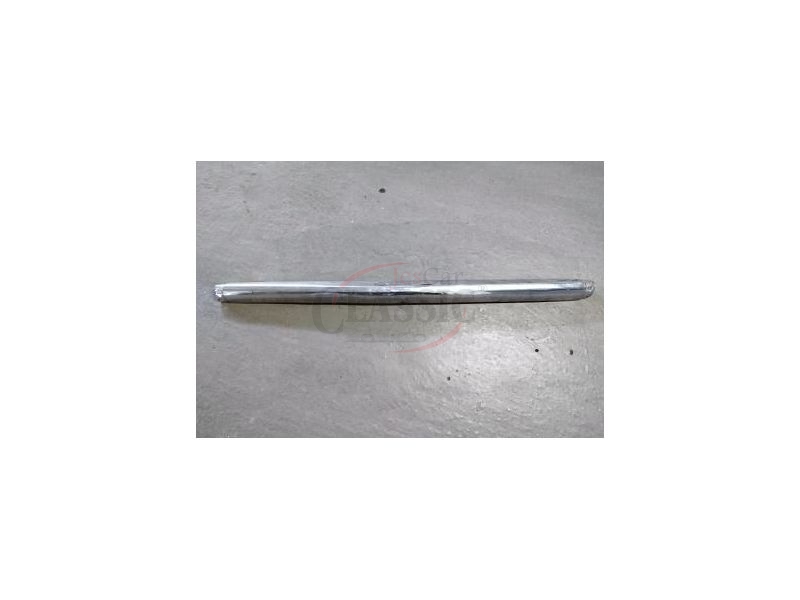 Toyota Corolla II KE20 - Para-choques tras (central)