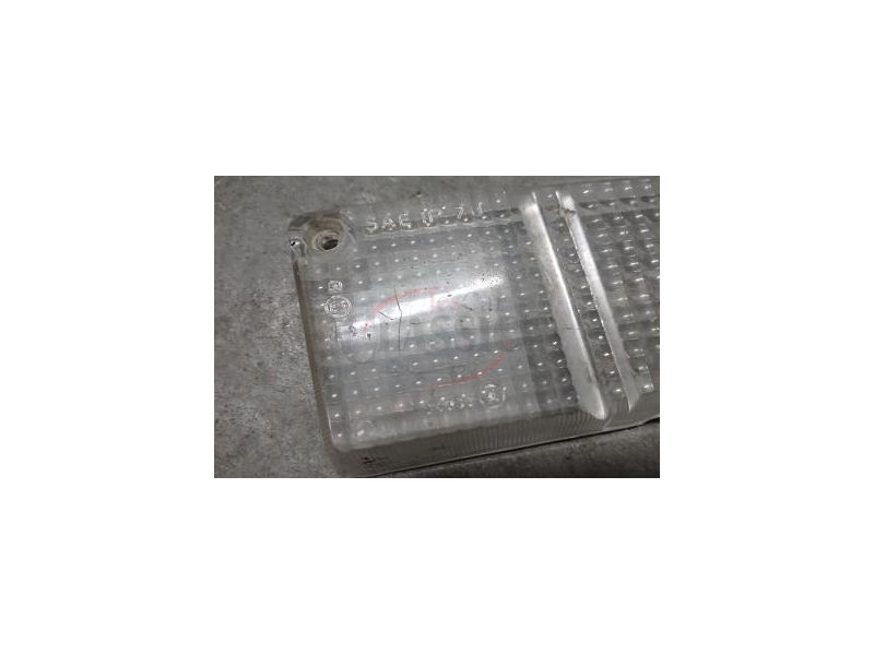 Renault 5 - Vidro de farolim frente esquerdo (SEIMA)