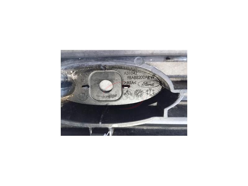 Ford Focus I - Grelha principal