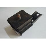 Toyota Corolla II KE20 - Apoio de motor esquerdo