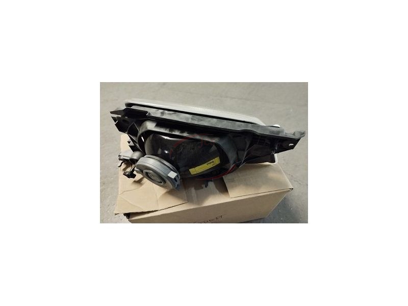 Opel Kadett E - Farol principal esquerdo H4 (CIBIE / OPEL)
