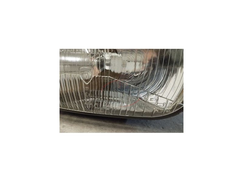 Peugeot 204 - Farol principal CE (MARCHAL)